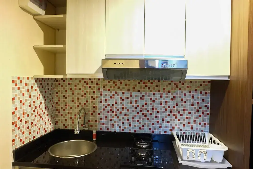 Джакарта: Modern Furnished Studio Apartment Near MT Haryono And Cawang