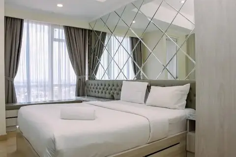 Strategic and Minimalist Studio at Menteng Park Apartment — фото 1
