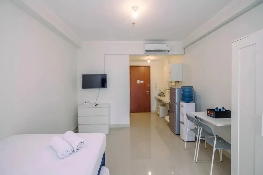 Джакарта: Simply Clean And Spacious Studio Signature Park Grande Apartment