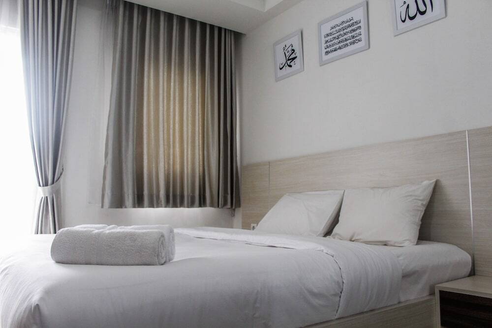 Джакарта: Comfy And Strategic Studio Signature Park Grande Apartment