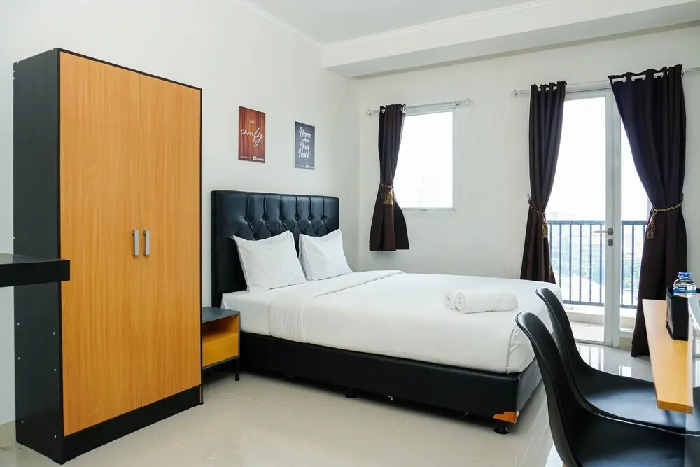 Джакарта: Minimalist Signature Park Grande Studio Apartment With City View At
