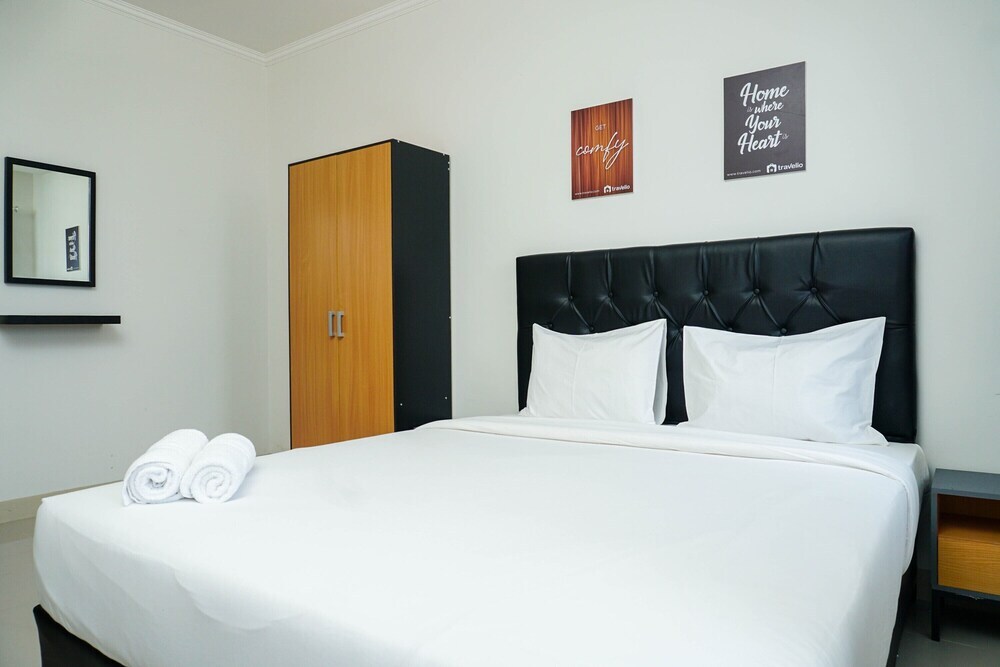 Джакарта: Minimalist Signature Park Grande Studio Apartment With City View At