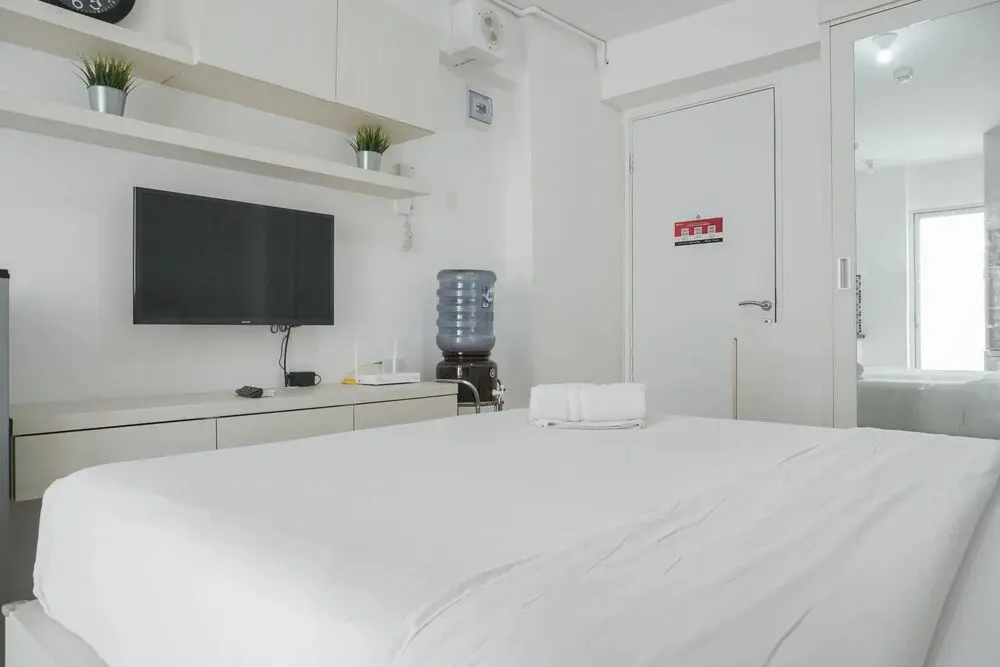 Джакарта: Compact Studio At Bassura City Apartment