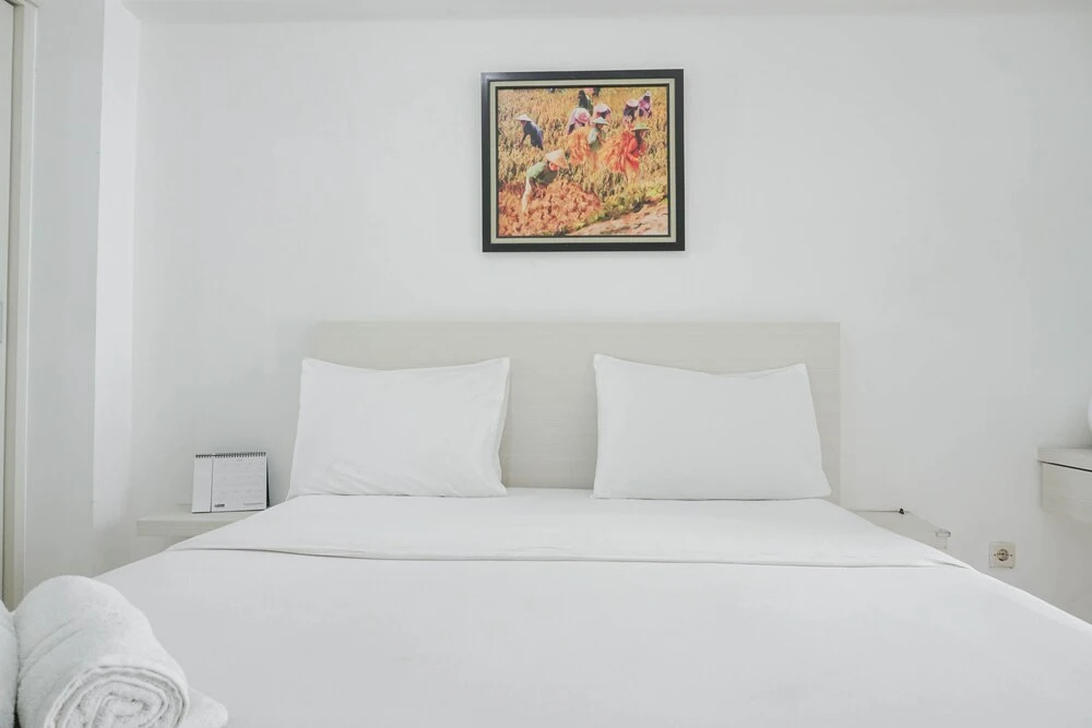 Джакарта: Compact Studio At Bassura City Apartment