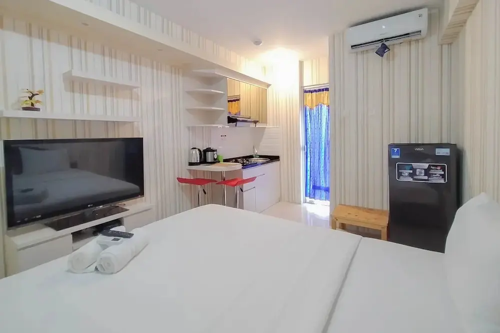 Джакарта: Nice And Cozy Studio At Bassura City Apartment