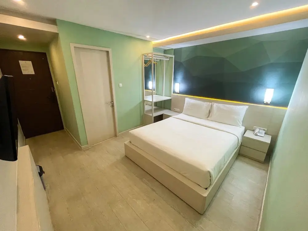 Джакарта: Leaf Hotel