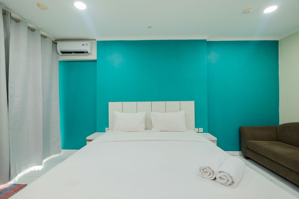 Джакарта: Comfy And Minimalist Studio At City Home Moi Apartment
