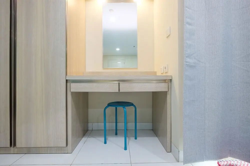 Джакарта: Comfy And Minimalist Studio At City Home Moi Apartment