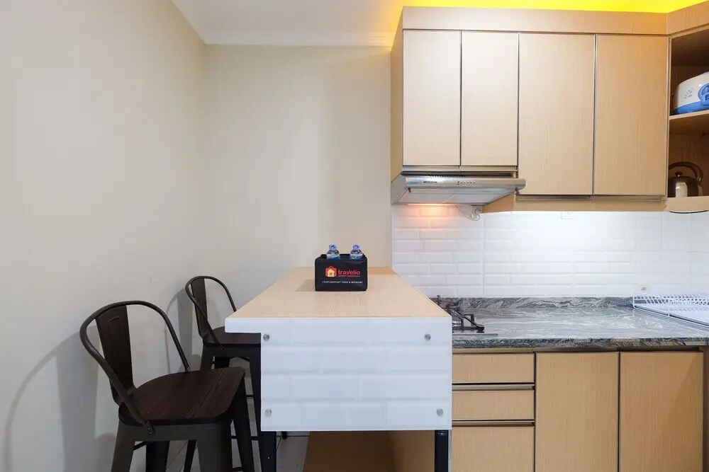 Джакарта: Comfy And Minimalist Studio At City Home Moi Apartment