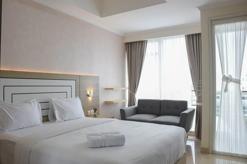 Джакарта: Fully Furnished with Cozy Design Studio at Menteng Park Apartment