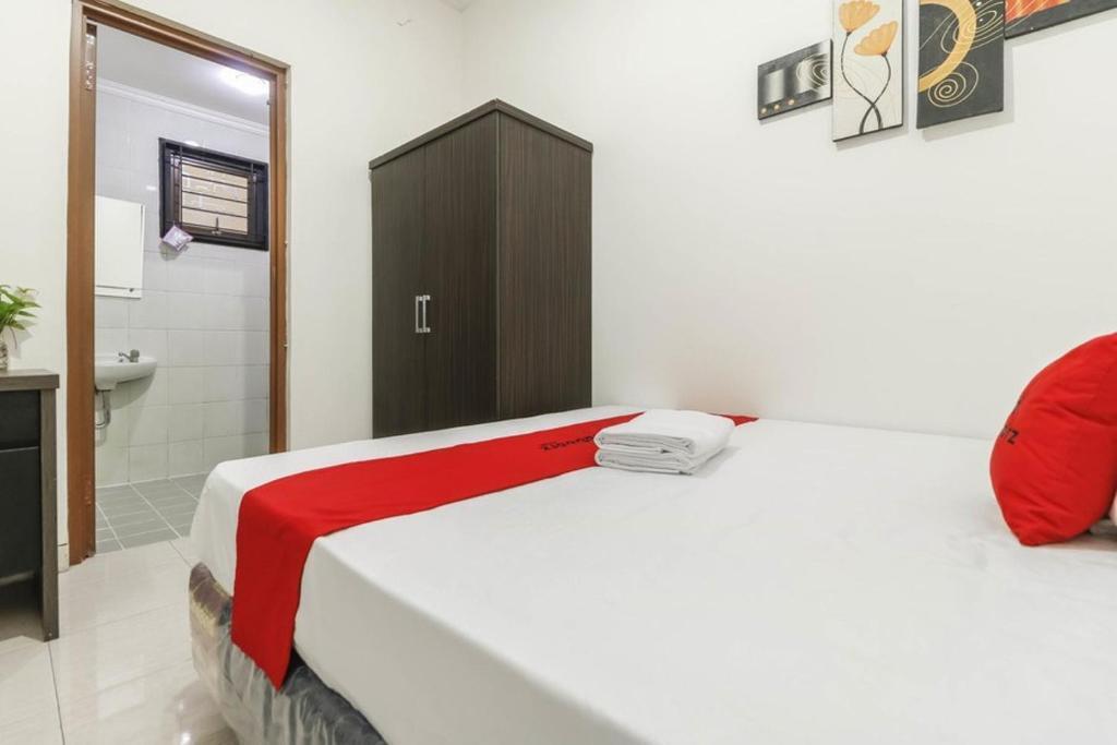 Джакарта: Cozy Residence Muwardi Jakarta