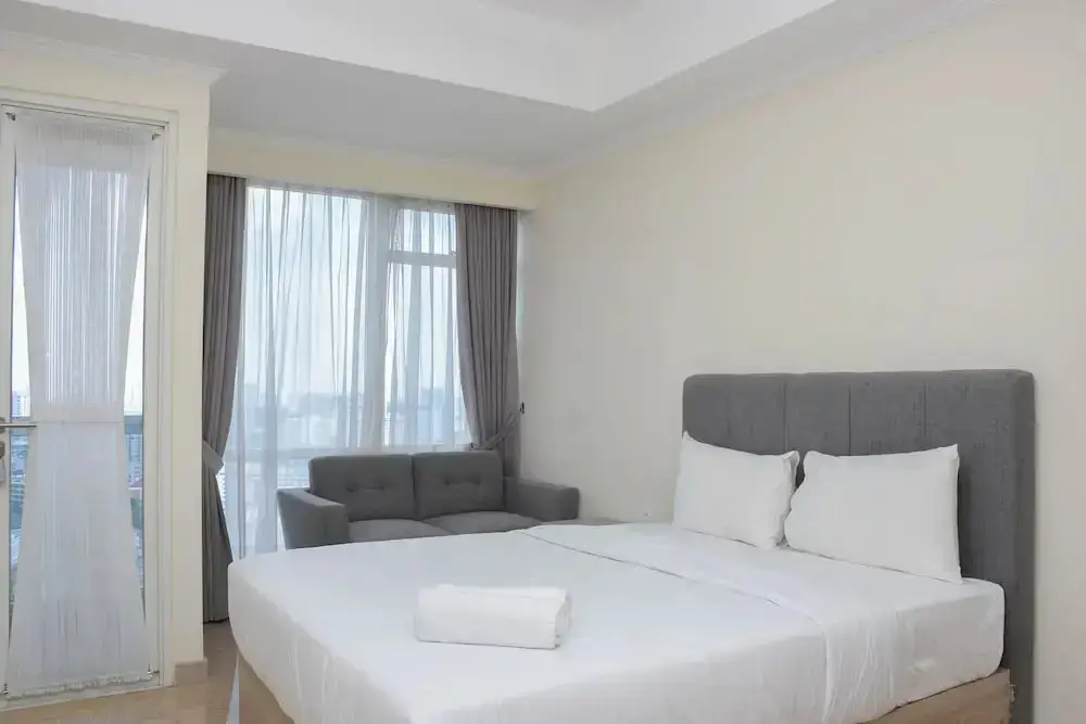Джакарта: Fully Furnished With Comfortable Design Studio At Menteng Park Apartment