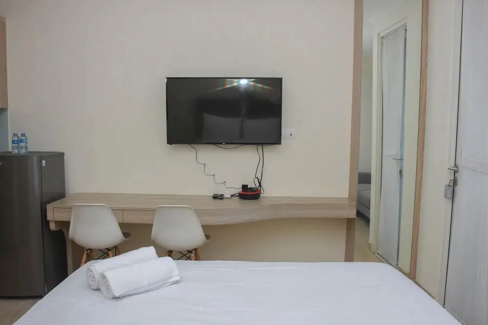 Джакарта: Fully Furnished With Comfortable Design Studio At Menteng Park Apartment