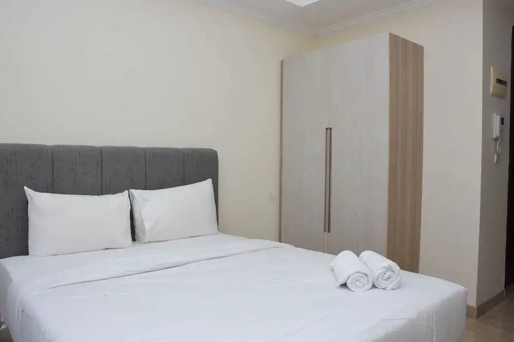 Джакарта: Fully Furnished With Comfortable Design Studio At Menteng Park Apartment