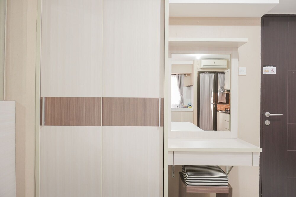 Джакарта: Comfort Studio At Kebagusan City Apartment