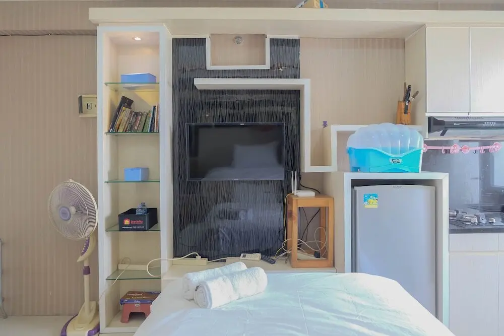 Джакарта: Nice And Fancy Studio At Green Pramuka City Apartment