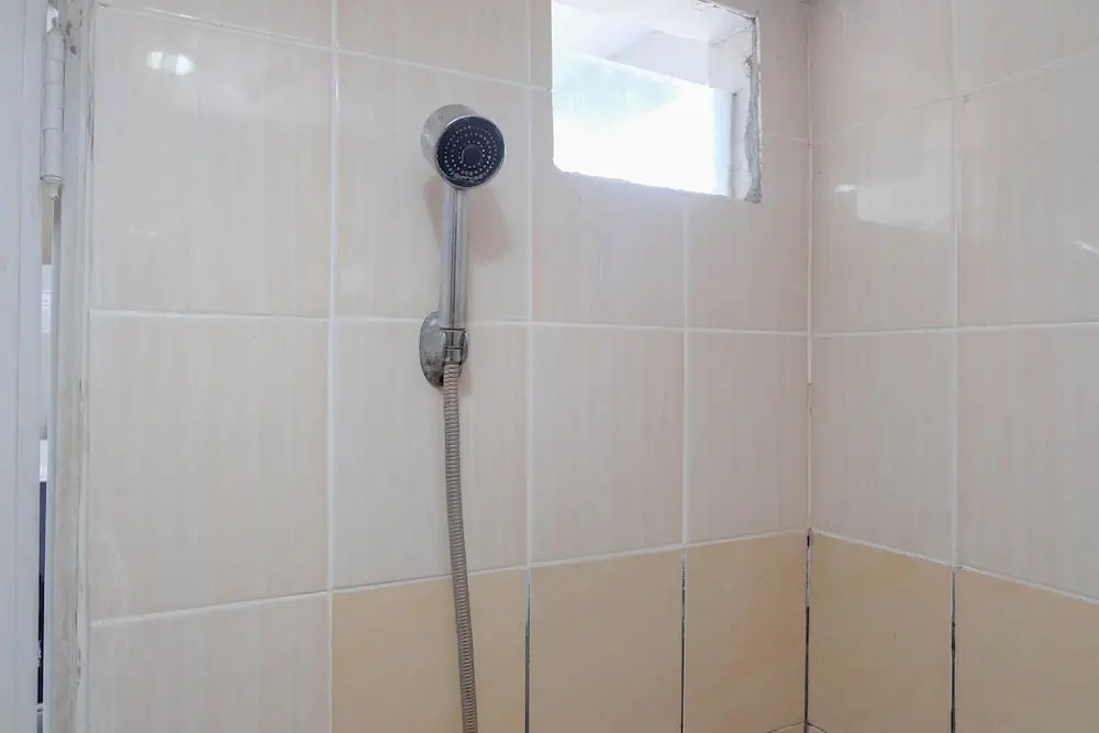 Джакарта: Nice And Fancy Studio At Green Pramuka City Apartment