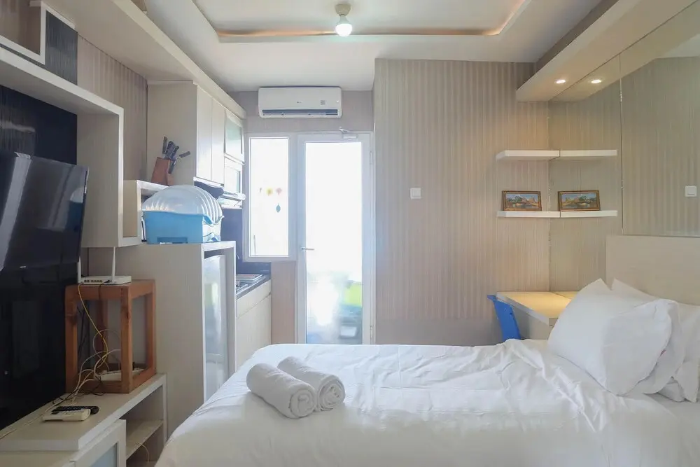 Джакарта: Nice And Fancy Studio At Green Pramuka City Apartment