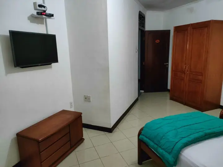 Медан: Wisma Hari Kota