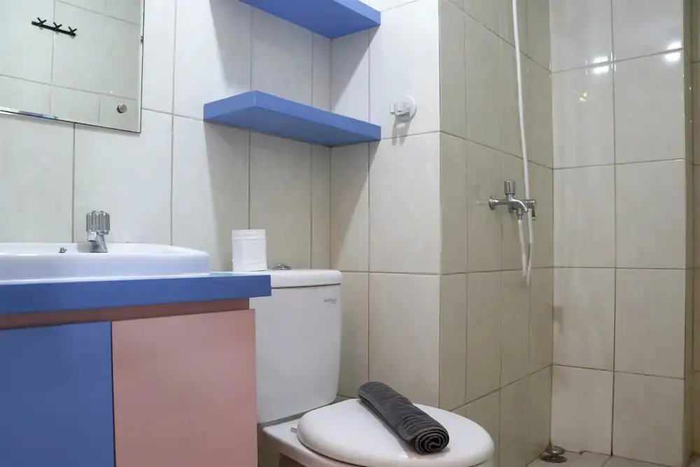 Бекаси: Comfort And Cozy 2Br At Springlake Summarecon Bekasi Apartment