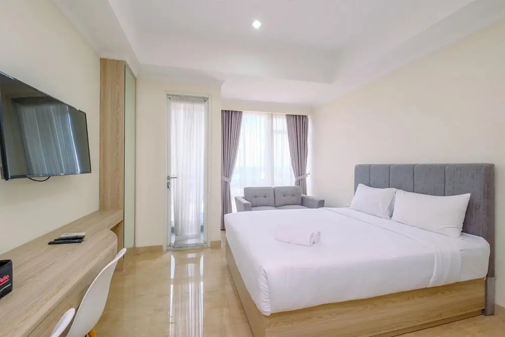Джакарта: Nice And Strategic Studio At Menteng Park Apartment