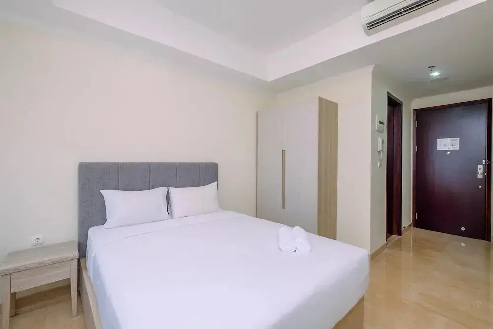 Джакарта: Nice And Strategic Studio At Menteng Park Apartment