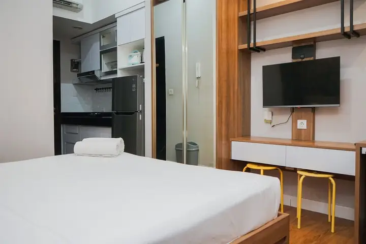 Legok: Homey And Cozy Stay Studio Room At Casa De Parco Apartment