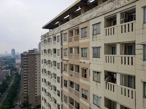 Nice And Comfort 2Br At Belmont Residence Puri Apartment — фото 1