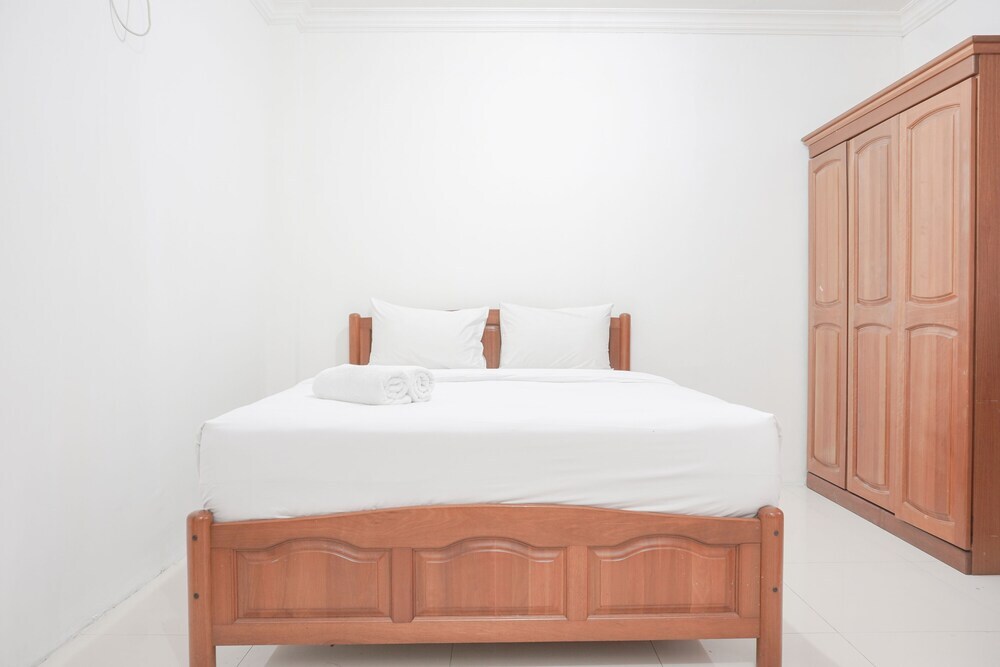 Джакарта: Fully Furnished And Comfy 2Br Apartment At Gajah Mada Mediterania