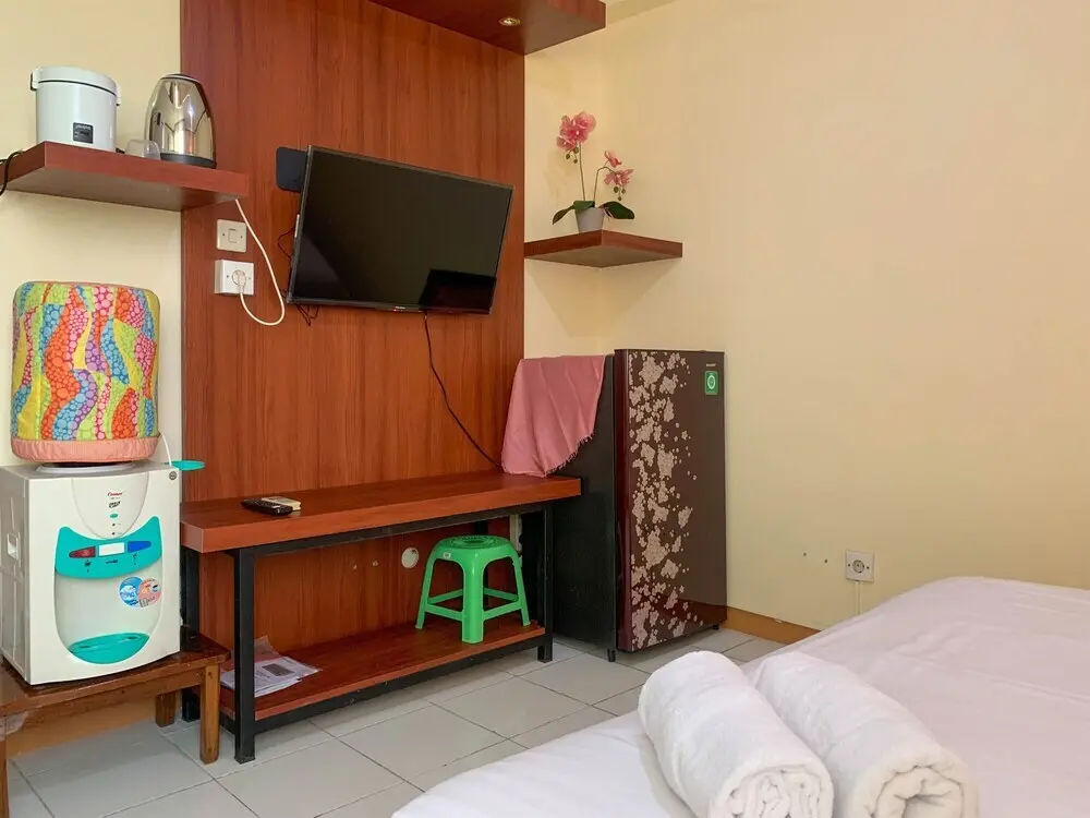 Джакарта: Warm And Cozy Studio No Kitchen At Kebagusan City Apartment
