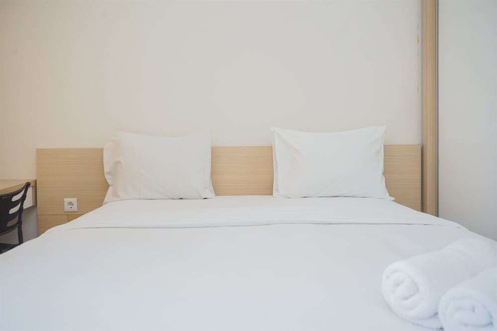 Legok: Comfortable And Stunning Studio Saveria Bsd City Apartment