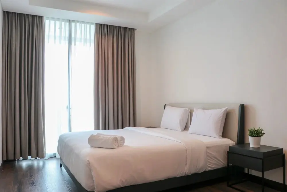 Джакарта: Spacious 3BR Apartment at Veranda Residence Puri