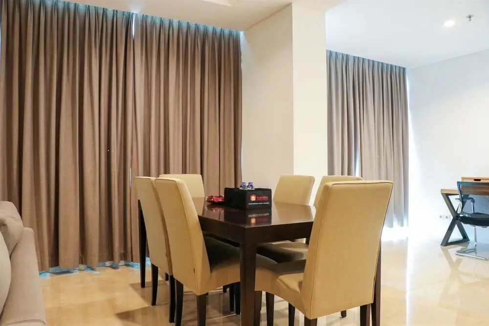 Джакарта: Spacious 3BR Apartment at Veranda Residence Puri