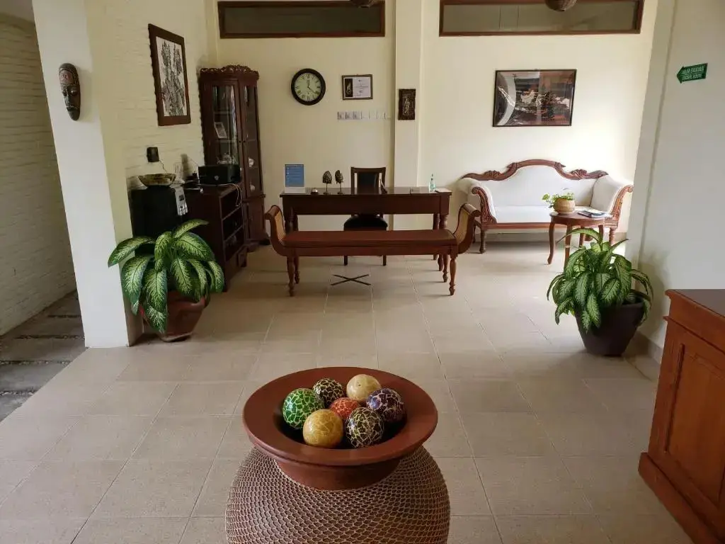 Прайя: Bruga Villas Restaurant and Spa