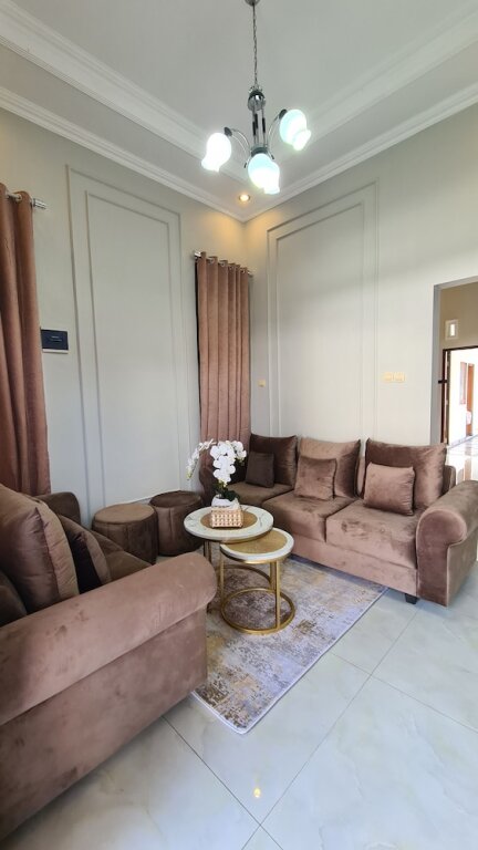 Депок: Oemah Wisata RinginSari