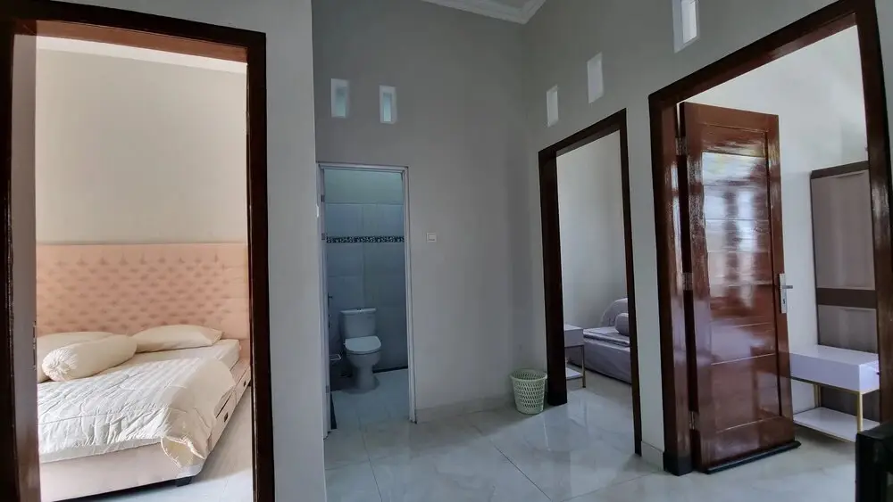 Депок: Oemah Wisata RinginSari