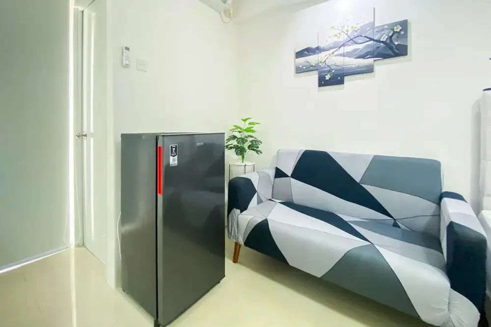 Джакарта: Modern Design And Cozy Studio At Bassura City Apartment