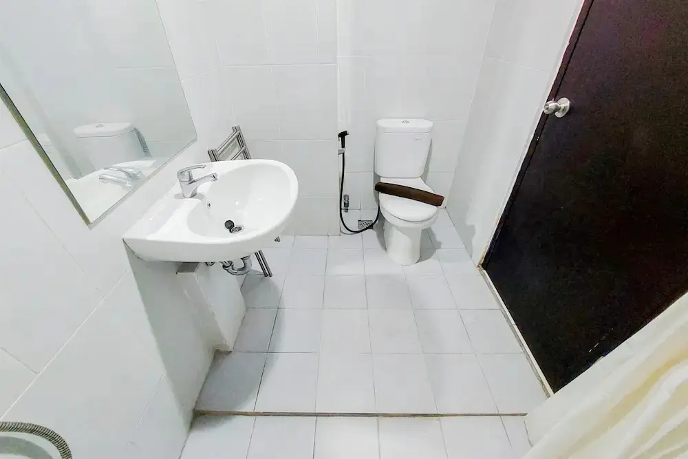 Южный Тангеранг: Warm And Homey Studio Room Casa De Parco Apartment