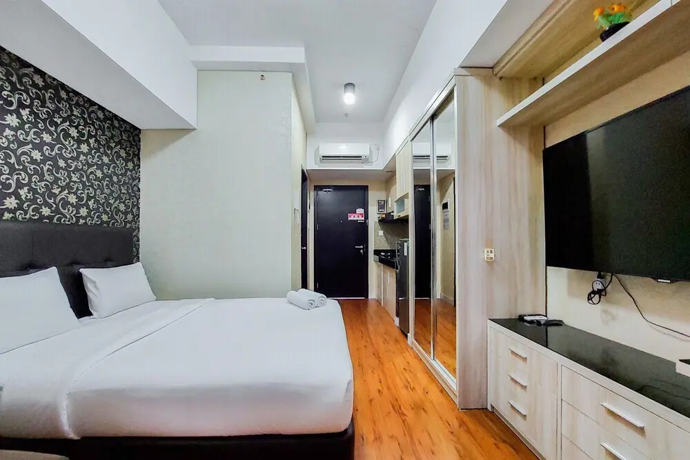 Южный Тангеранг: Comfortable And Simply Studio Room Casa De Parco Apartment