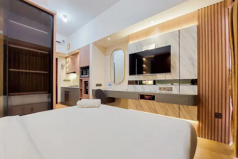 Legok: Simply Look And Comfort Studio Room At Casa De Parco Apartment