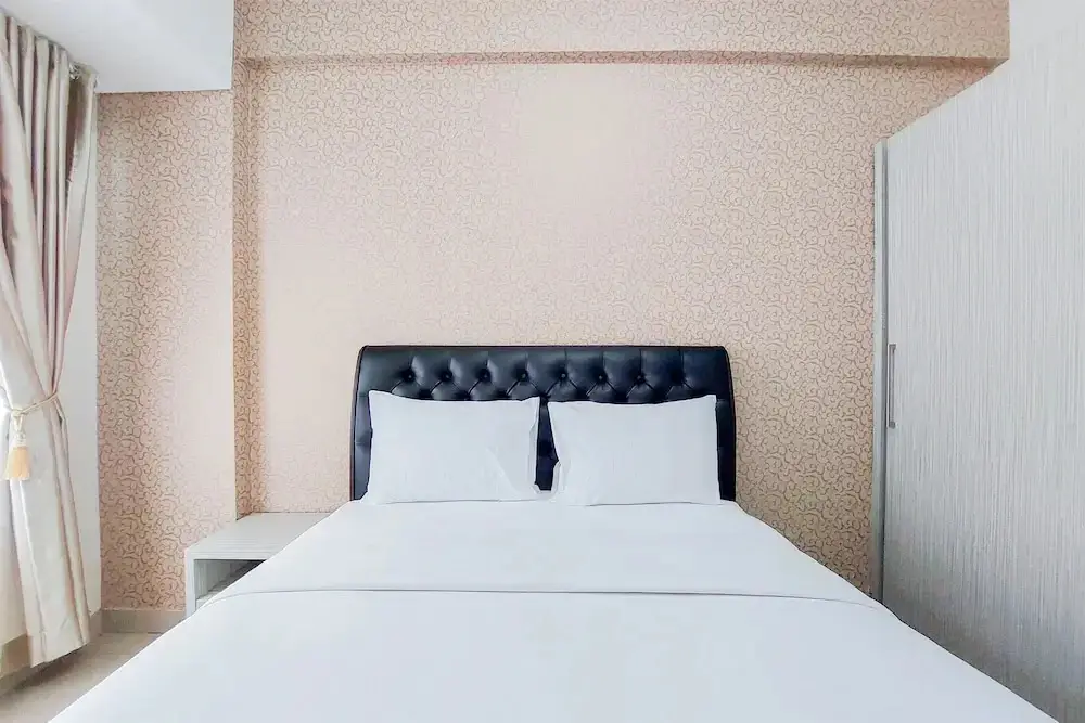 Legok: Warm And Comfort Design 1Br At Saveria Bsd City Apartment