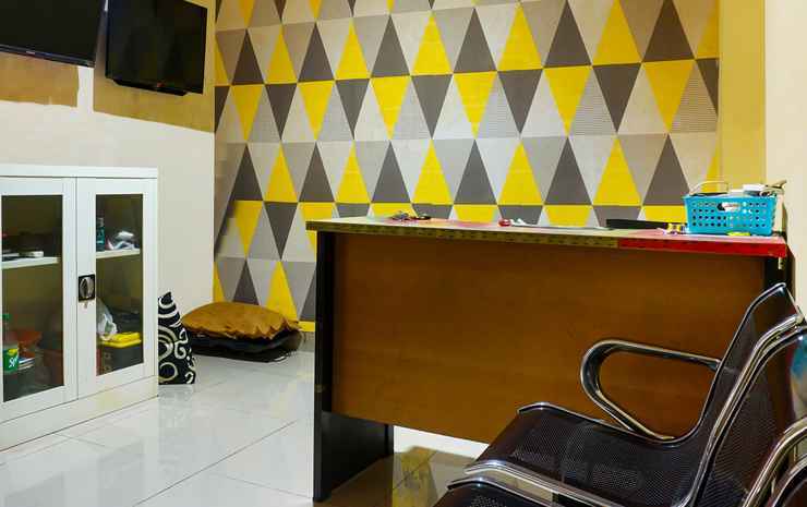 Макассар: OYO 91182 Kos'ta Homestay Makassar