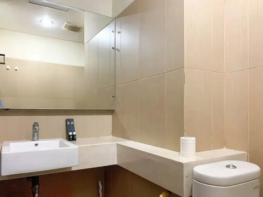 Джакарта: 2Br Apartment With Queen Bed (Single Bed X2) At Gp Plaza