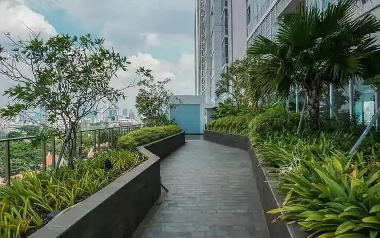 Джакарта: Elegant Studio at Menteng Park Apartment