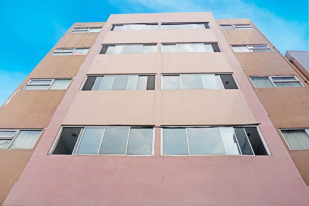 OYO 91104 Griya Mitra Residence — фото 1