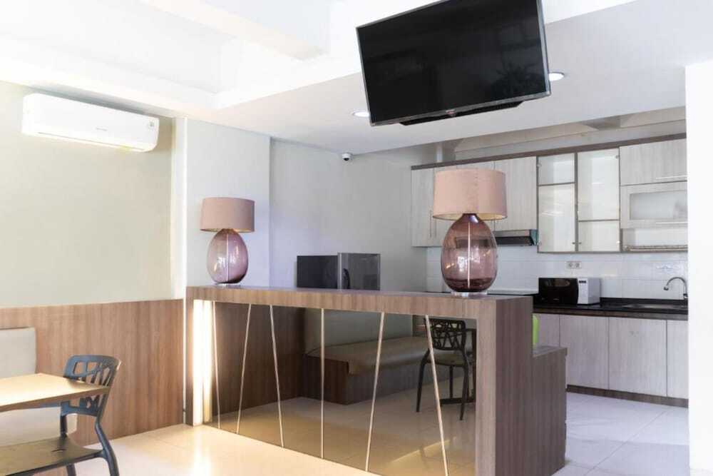 Джакарта: OYO 3811 Best Inn Hotel