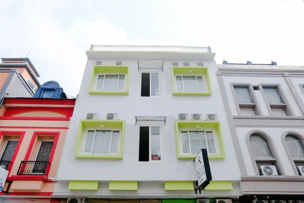 Маланг: Noura Guest House Syariah