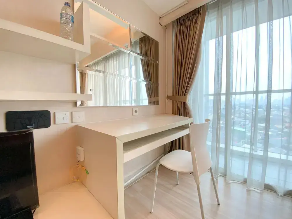 Джакарта: Elegant And Comfortable Studio At Tamansari The Hive Apartment