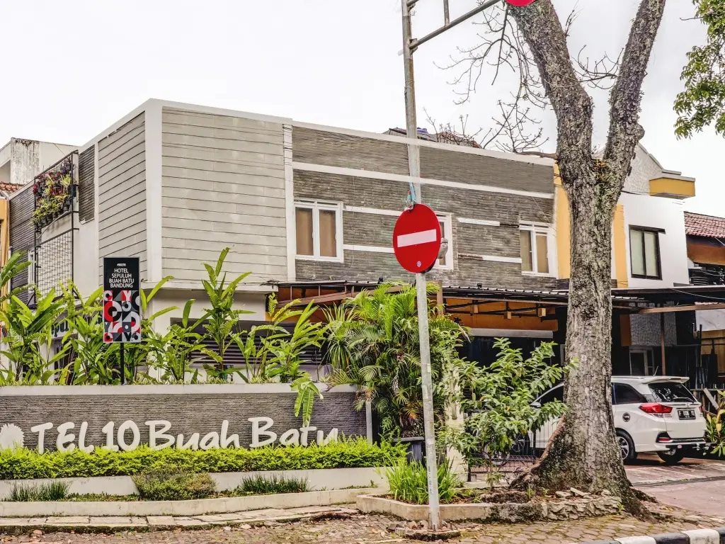 Бандунг: OYO 90278 Hotel Sepuluh Buah Batu Bandung
