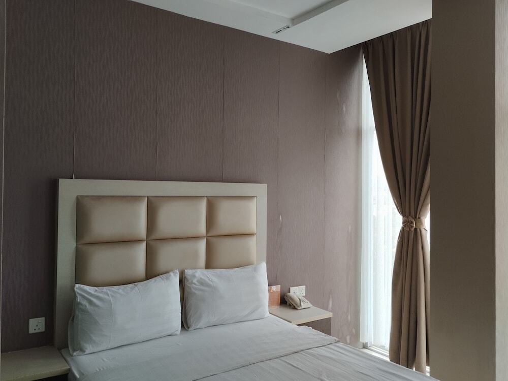 Батам: osaka hotel batam